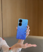 iQOO Neo10 Pro+新配色实机全网首曝：初次取宝马合